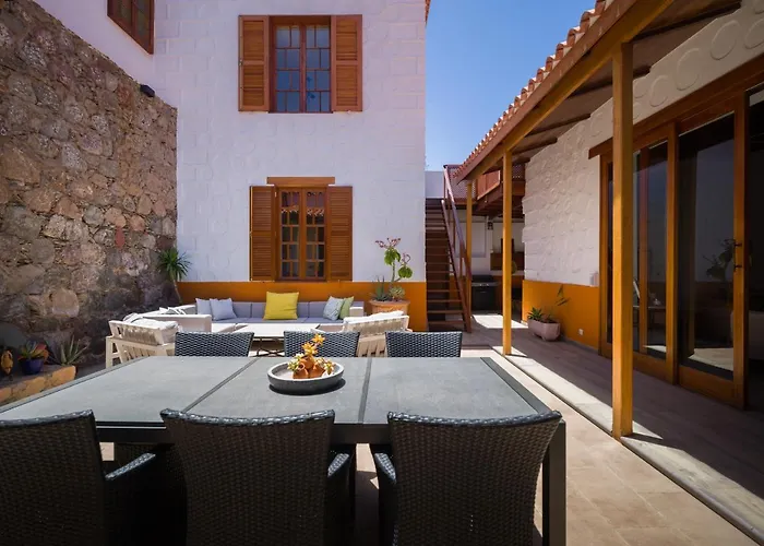 Beautiful Beach House In Traditional Canarian Style